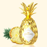 Pinaq Gold Tropical Liquer with a fresh pineapple