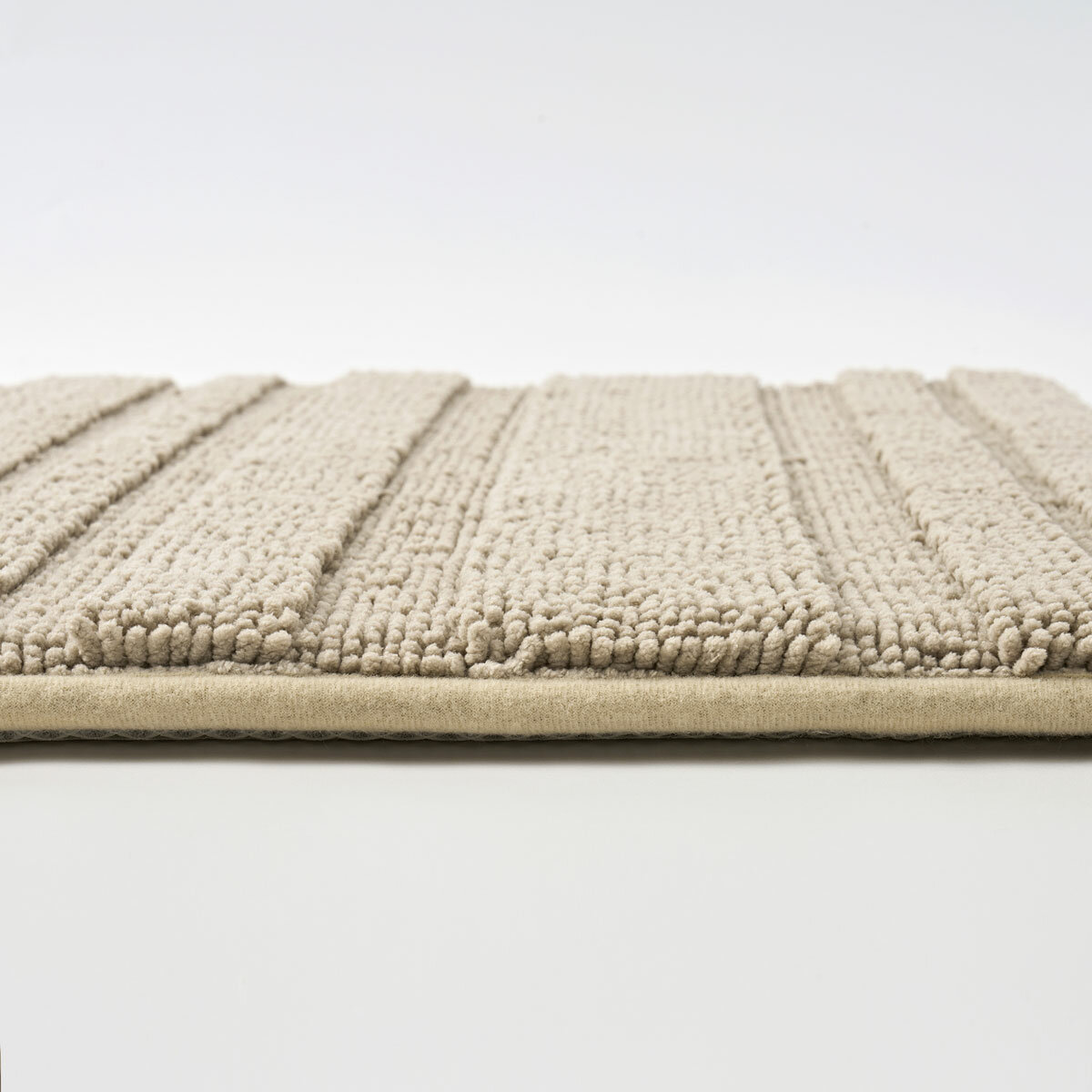 Evergrace Home Chenille Memory Foam Bath Mat in Taupe, 61 x 91 cm