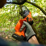 Compact and lightweight for easy one-handed operations