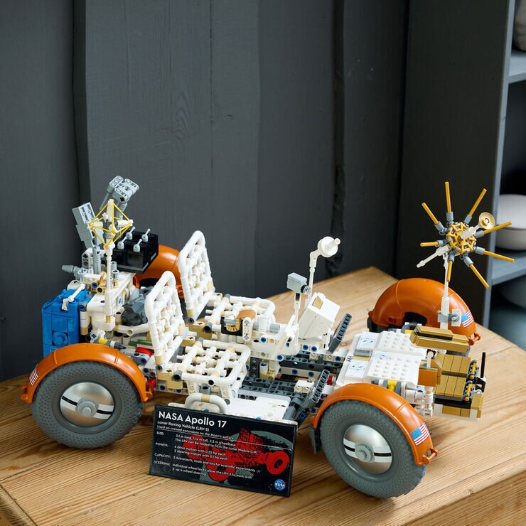 Lego Technic NASA Apollo Lunar Roving Vehicle - LRV item image Lego Technic NASA Apollo Lunar Roving Vehicle - LRV item image