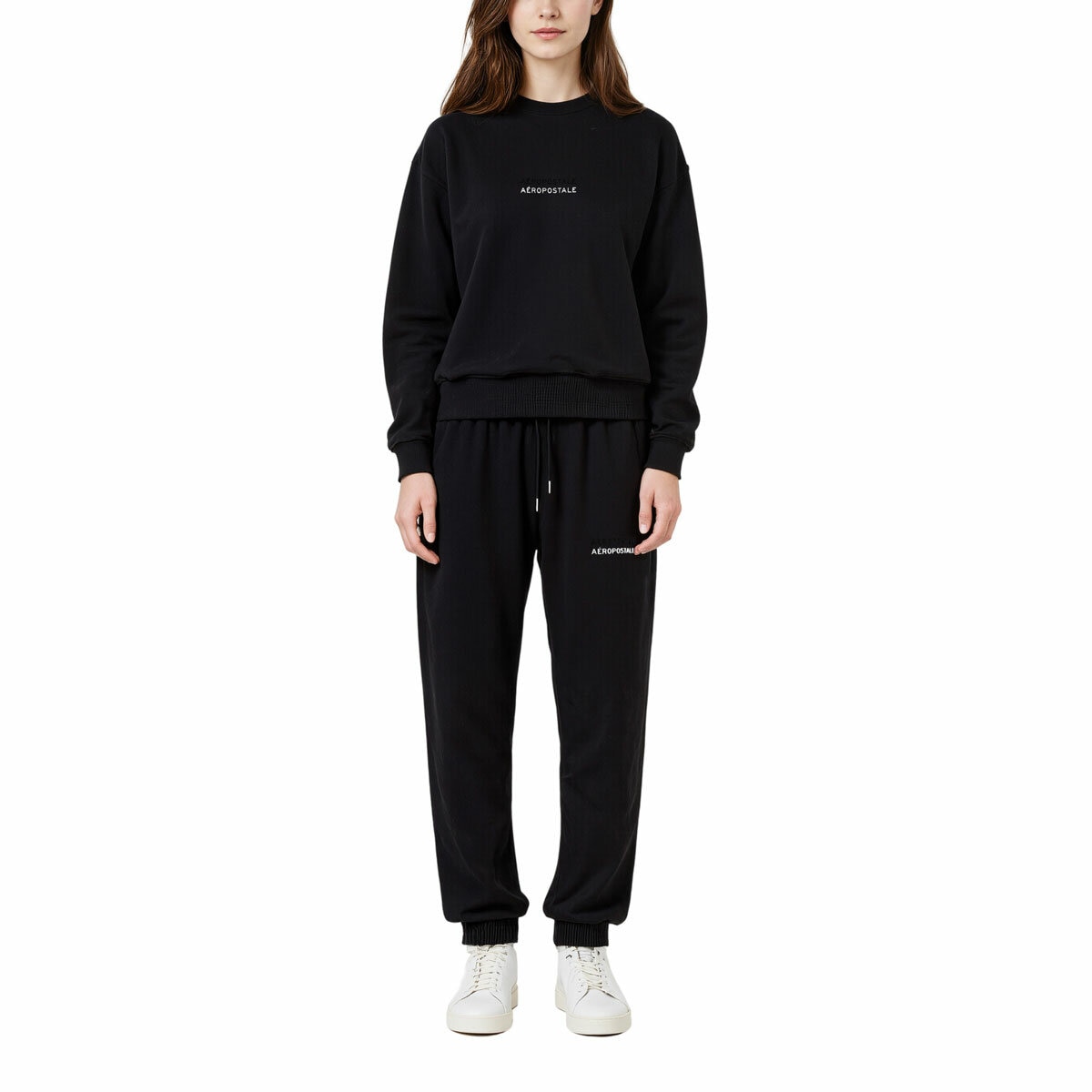 Aeropostale Ladies Crewneck Sweatshirt in Black