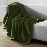 Coco Plush Throw in Green, 152 x 177 cm Coco Plush Throw in Green, 152 x 177 cm