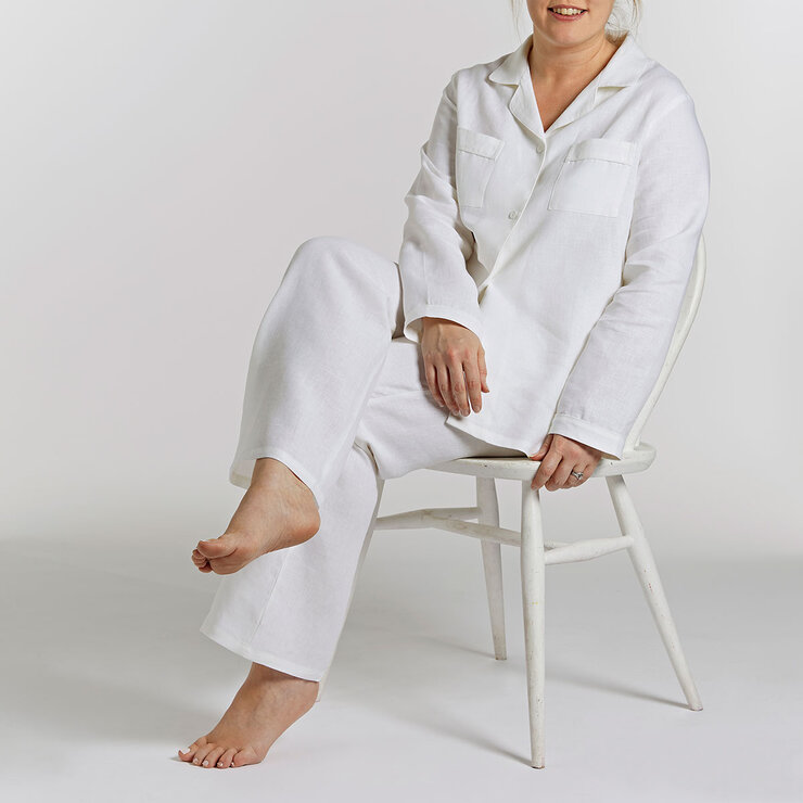 Lazy Linen Ladies Pyjama Set in White