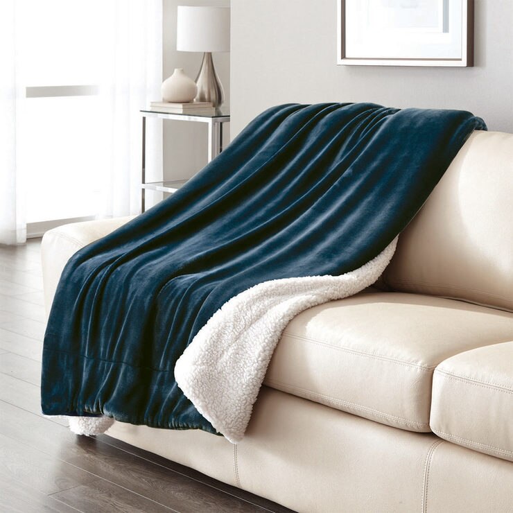 Life Comfort Ultimate Sherpa Throw in Sea Blue, 152 x 177 cm Costco UK