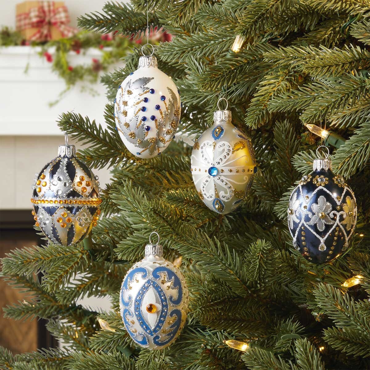 Buy 5pc Glass Christmas Tree Ornaments Lifestyle2 Image at Costco.co.uk