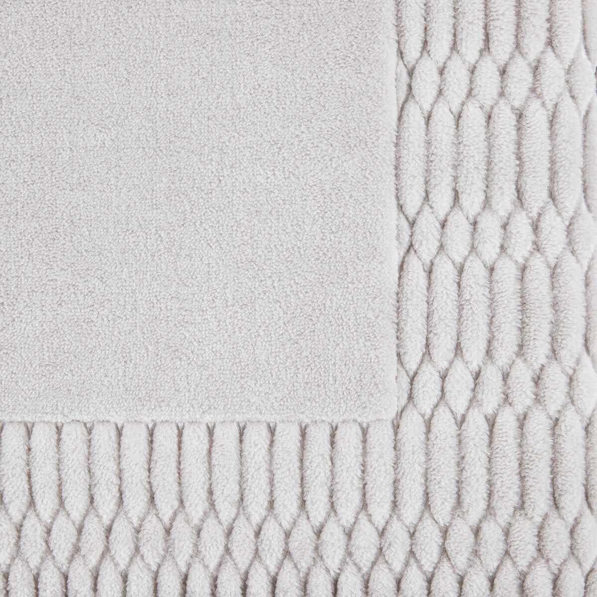 Paramount Memory Foam Plush Bath Mat in 3 Colours, 60 x 91 cm