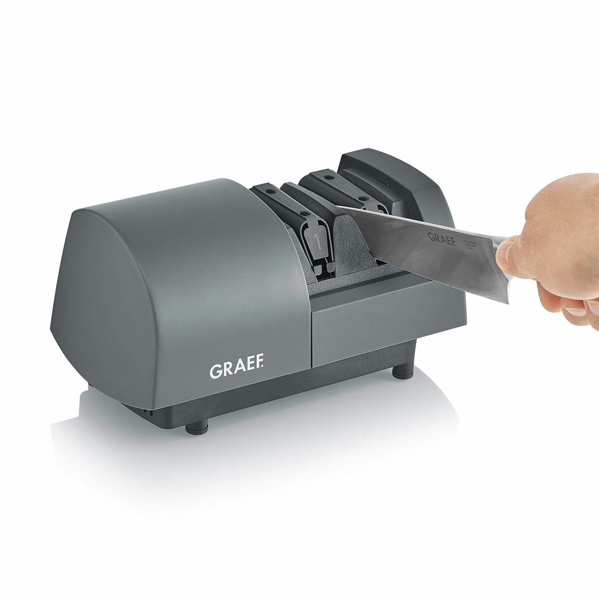 Image of GRAEF knife sharpener sharpening knife Image of GRAEF knife sharpener sharpening knife