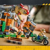 LEGO Jurassic World Spinosaurus Dinosaur Escape - Model 77982 (9+ Years) LEGO Jurassic World Spinosaurus Dinosaur Escape - Model 77982 (9+ Years)