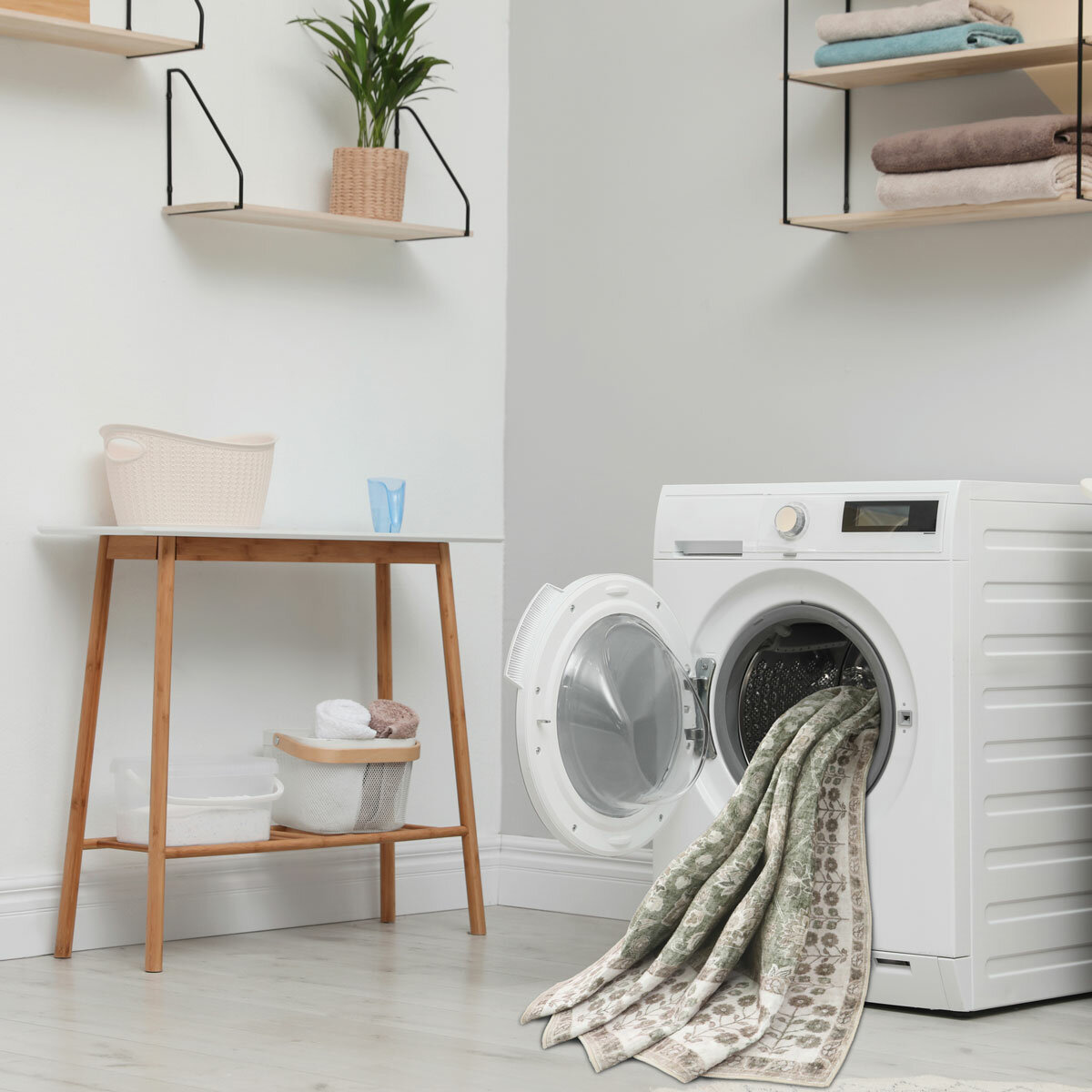 Wyatt & Ash Washable Area Rug in Green, 183 x 274cm