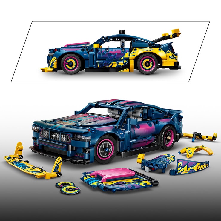 LEGO Technic Custom Garage Ford Mustang GT Car - Model 42236 (10+ Years) LEGO Technic Custom Garage Ford Mustang GT Car - Model 42236 (10+ Years)