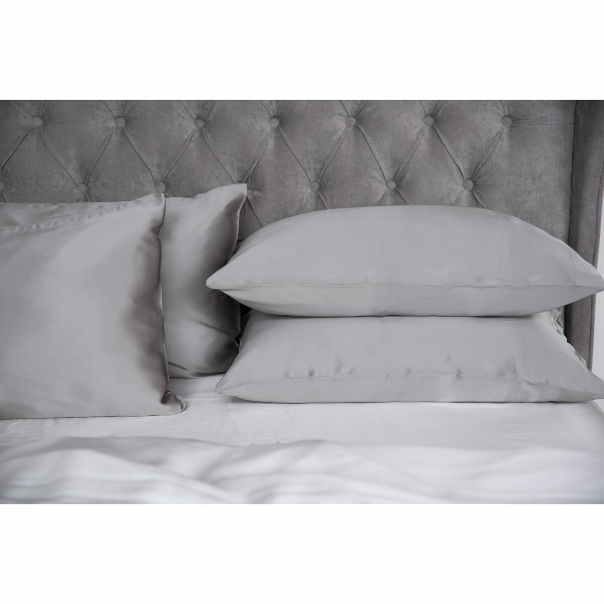 Cocoonzzz 100% Mulberry Silk Pillowcase & Eyemask Set, Platinum Cocoonzzz 100% Mulberry Silk Pillowcase & Eyemask Set, Platinum