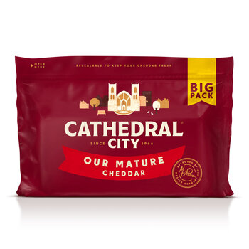 Cathedral City Mature Cheddar, 550g