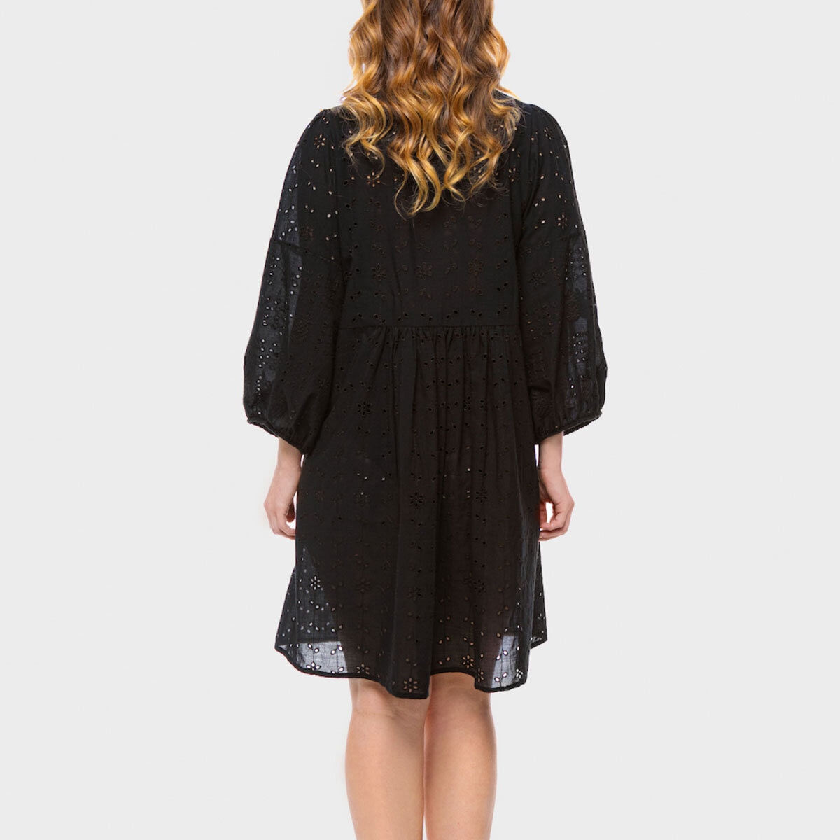 Elle Embroidery Anglaise Cotton 3/4 Sleeve Beach Dress in Black - XLarge