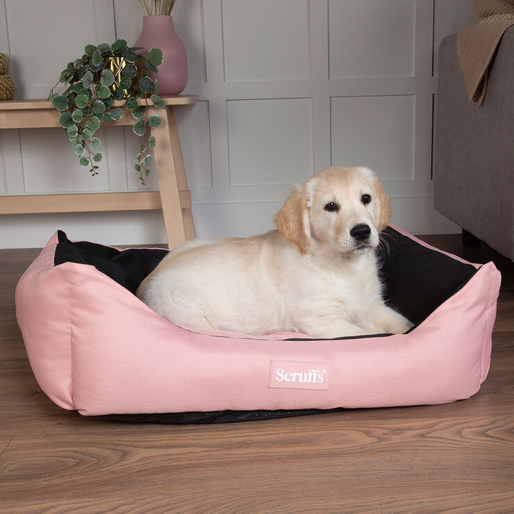 Scruffs Expedition Box Pet Bed, 24" x 19.5" (60cm x 50cm) in Pink Scruffs Expedition Box Pet Bed, 24" x 19.5" (60cm x 50cm) in Pink