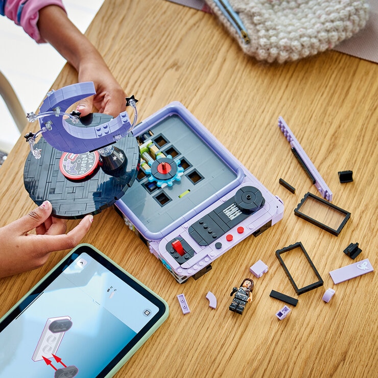 LEGO Editions Music Olivia Rodrigo - Vinyl Player - Model 43029 (14+ Years) LEGO Editions Music Olivia Rodrigo - Vinyl Player - Model 43029 (14+ Years)