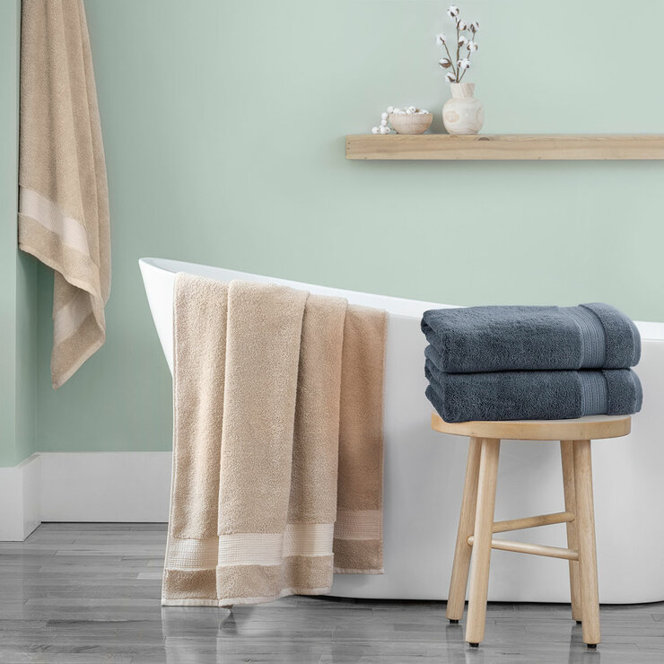Grandeur 100% Cotton Bath Towels, 2 Pack, in 2 Colours Grandeur 100% Cotton Bath Towels, 2 Pack, in 2 Colours