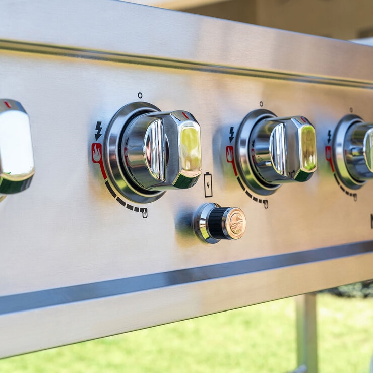 Chrome knobs and starter