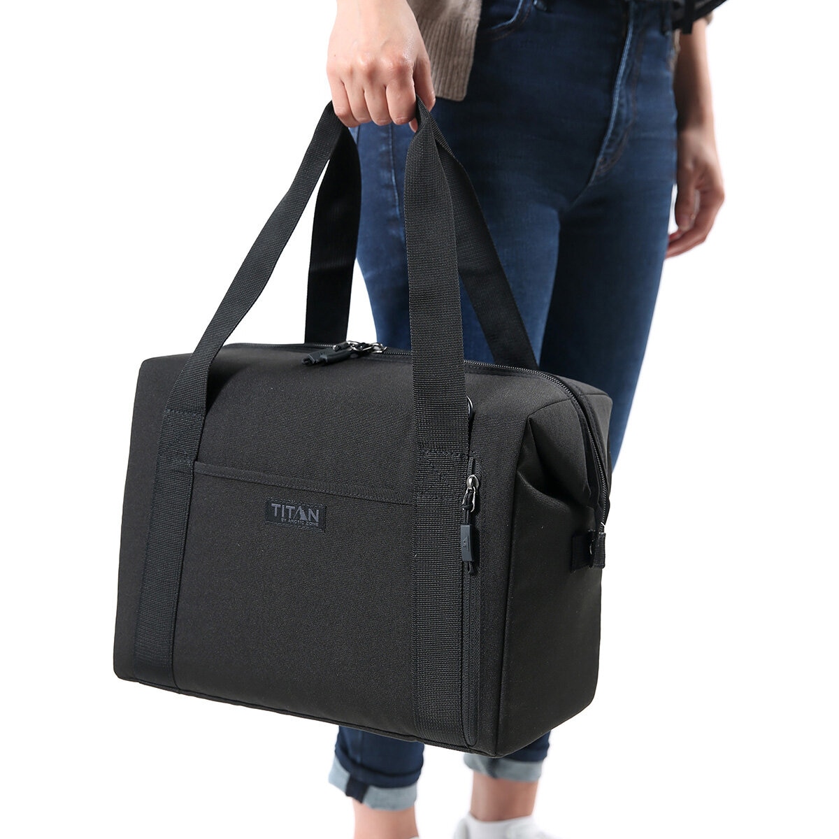 Titan Thermal Carrier in Black