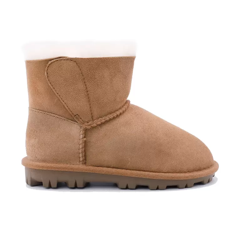 Kirkland Signature Children's Shearling Boot in Chestnut, Size 5