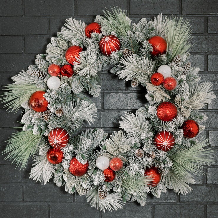 30 Inch Pre-Lit Flocked Christmas Wreath 30 Inch Pre-Lit Flocked Christmas Wreath