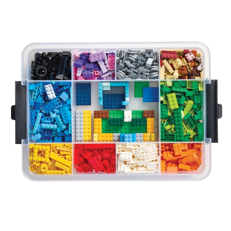 plain image of snacklebox with lego
