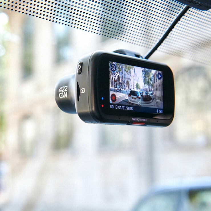 Lifestyle image of Nextbase 422GW dash cam