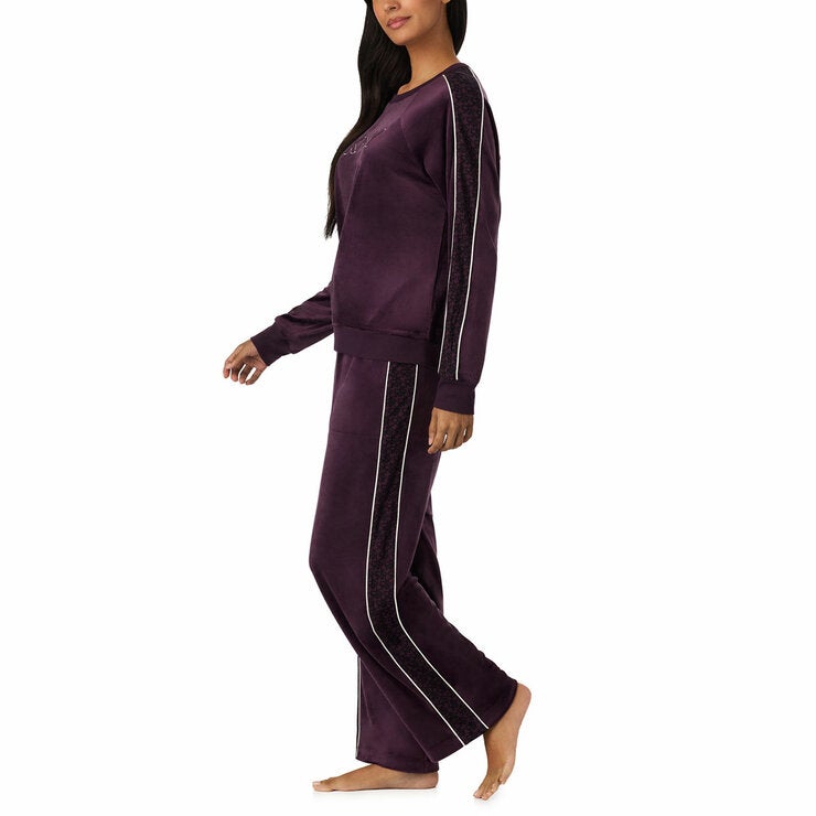 DKNY Women's Plush Lounge Set in Plum DKNY Women's Plush Lounge Set in Plum