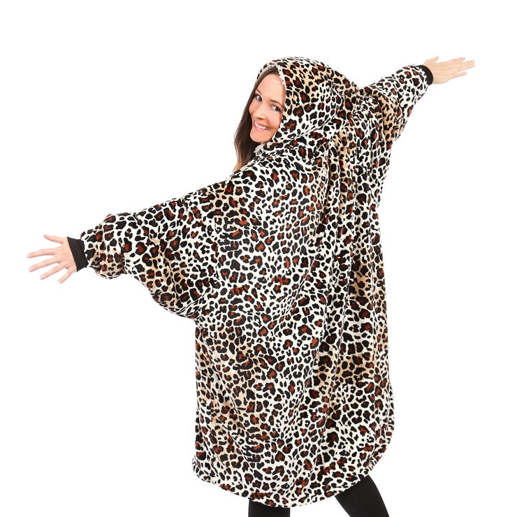 The Comfy® Original Wearable Blanket in Leopard Print