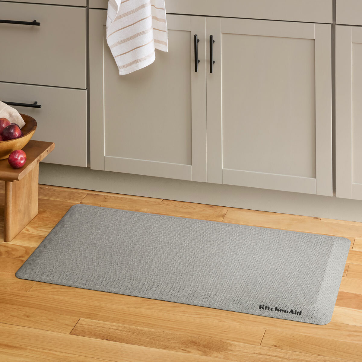KitchenAid Anti-Fatigue Comfort Gel Mat in Grey, 50 x 99 cm