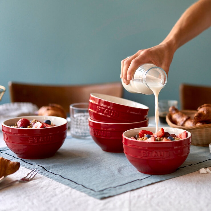 Lifetsyle image of red staub bowl Lifetsyle image of red staub bowl