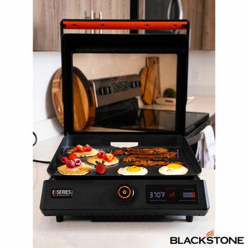 Blackstone E-Series 17" Tabletop Electric Griddle with Hood Blackstone E-Series 17" Tabletop Electric Griddle with Hood