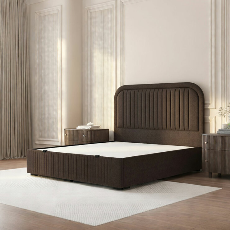 Highgrove Milan Brown Swatch