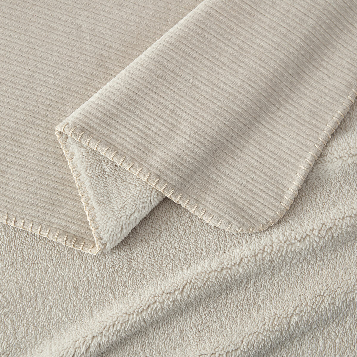 Casual Living Soft Chenille Cream Throw, 127 x 178 cm