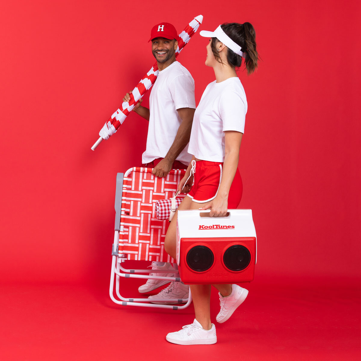Igloo 13 Litre (14 US QT) KoolTunes Boombox Cooler