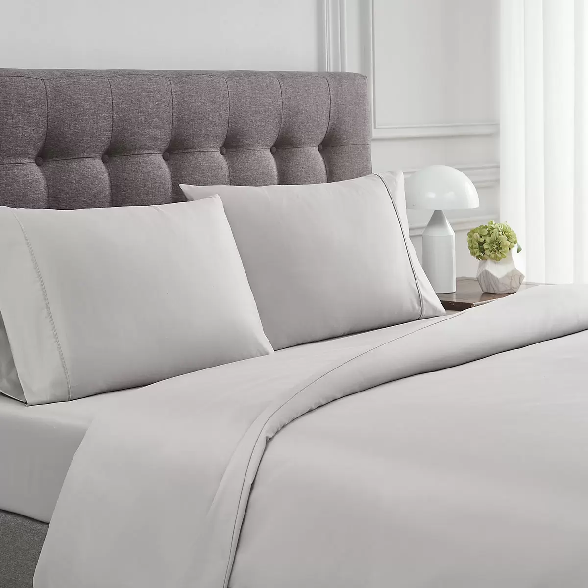 Kirkland Signature 680 Thread Count 6 Piece Duvet Set in 2 colours, Double - Picture 8 of 12
