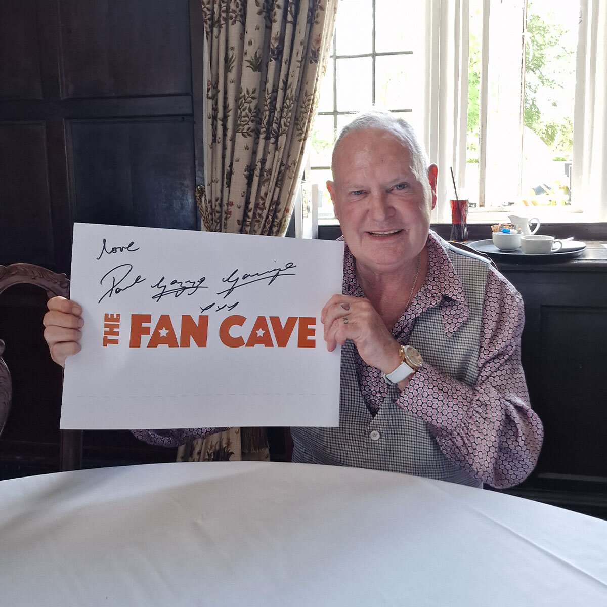 Paul Gascoigne Signed Framed England Football Shirt