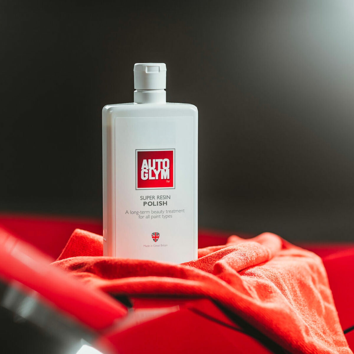 Image showing the Autoglym Super Resin Polish Image showing the Autoglym Super Resin Polish