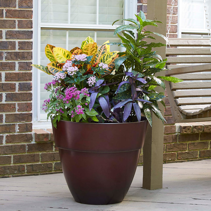 Southern Patio 55cm 22 Resin Zoya Planter Red Costco Uk