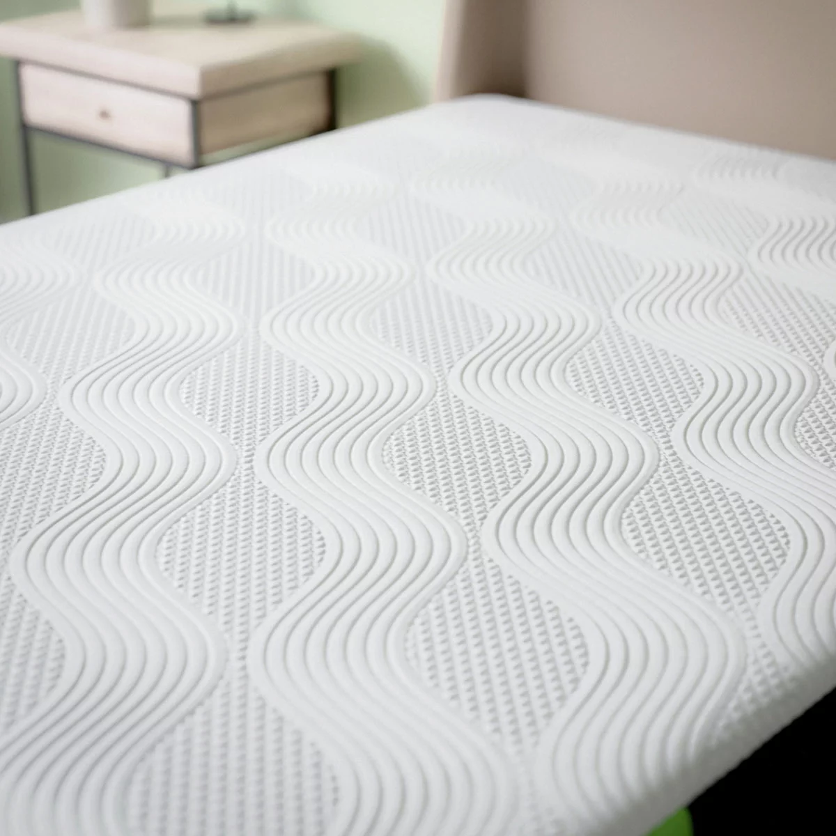 GhostBed Classic Memory Foam Mattress in 4 Sizes - Picture 14 of 40