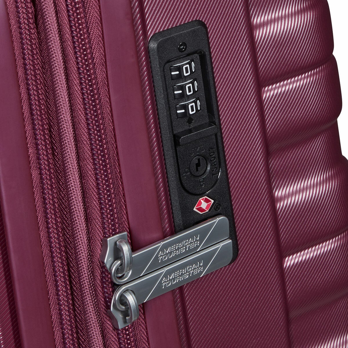 American Tourister 3pc Luggage Set Spinner Case Purple Rose American Tourister 3pc Luggage Set Spinner Case Purple Rose