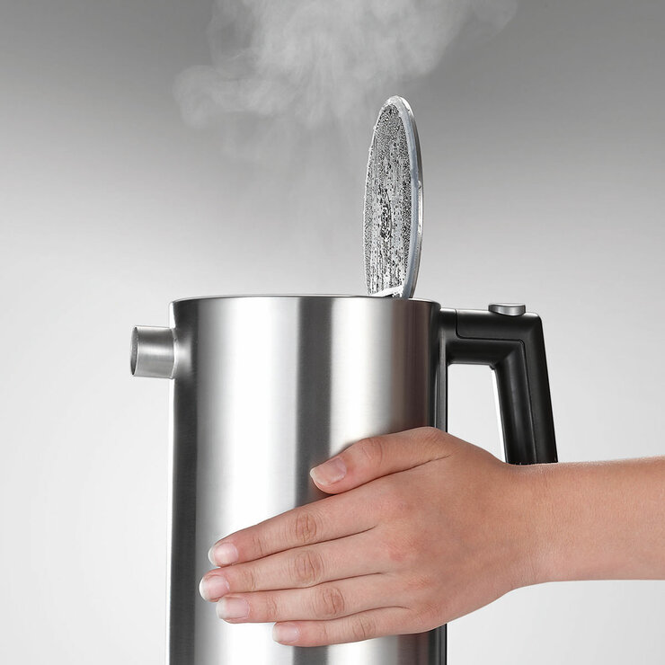 Graef 1.2L Kettle & 4 Slice Toaster Bundle in Silver Graef 1.2L Kettle & 4 Slice Toaster Bundle in Silver