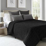 Safdie Crushed Velvet Throw in 4 Colours, 234 x 244 cm Safdie Crushed Velvet Throw in 4 Colours, 234 x 244 cm