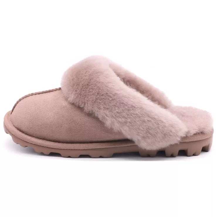 Kirkland Signature Women's Shearling Slippers in Caribou
