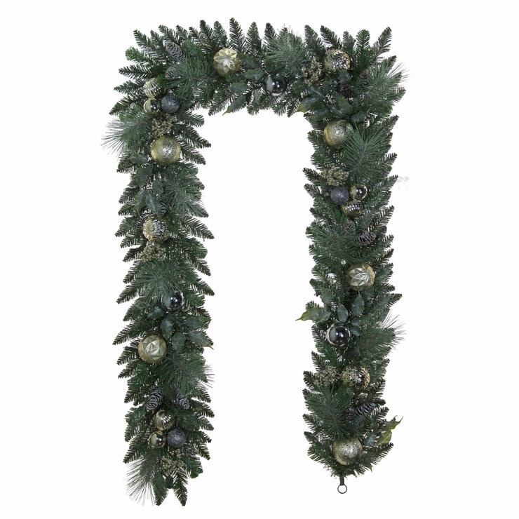 9 ft Pre-lit Christmas Artificial Garland With Twinkling LED Lights