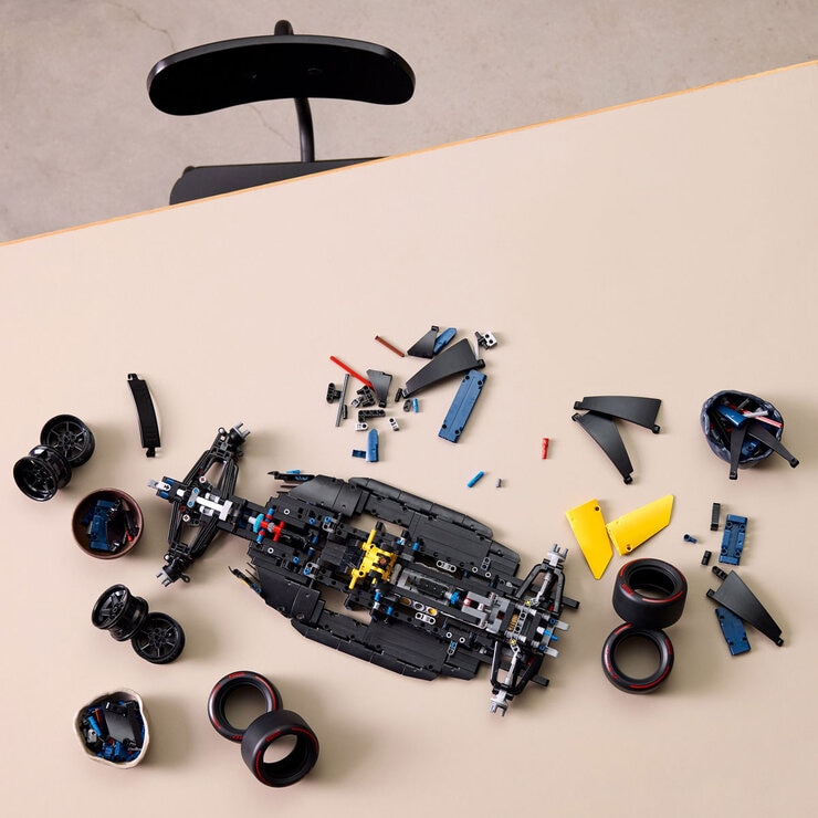 LEGO Technic Oracle Red Bull Racing RB20 F1 Car - Model 42206 (18+ Years)