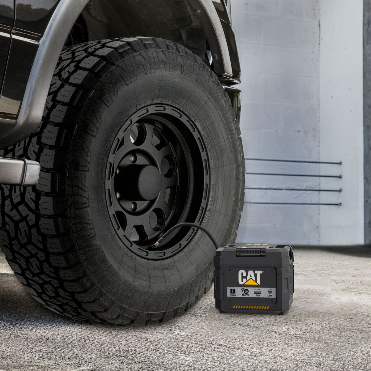 Cat 1750 Digital Jump Starter PPSCL3I at costco.co.uk