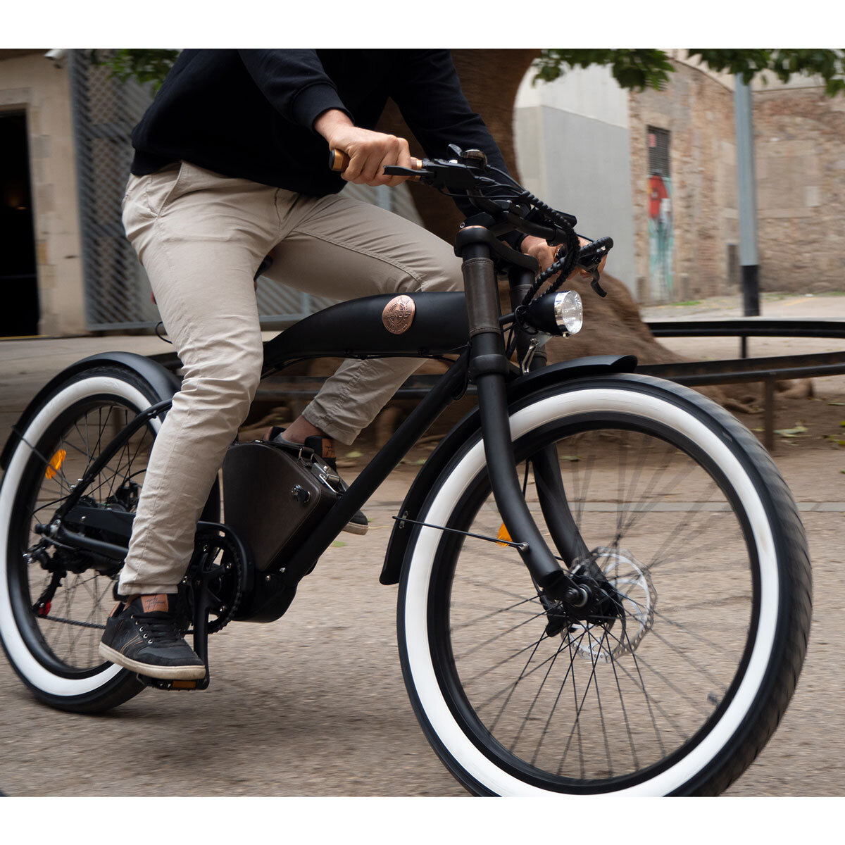 Rayvolt Clubman E-Bike with Lights, Leather Bag, Set Up Assistance and First Year Inspection in Shadow Black