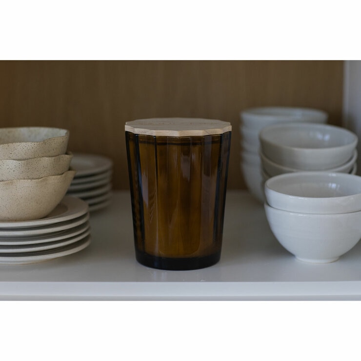 Sand and Fog Scalloped Candle (BROWN) Sand and Fog Scalloped Candle (BROWN)