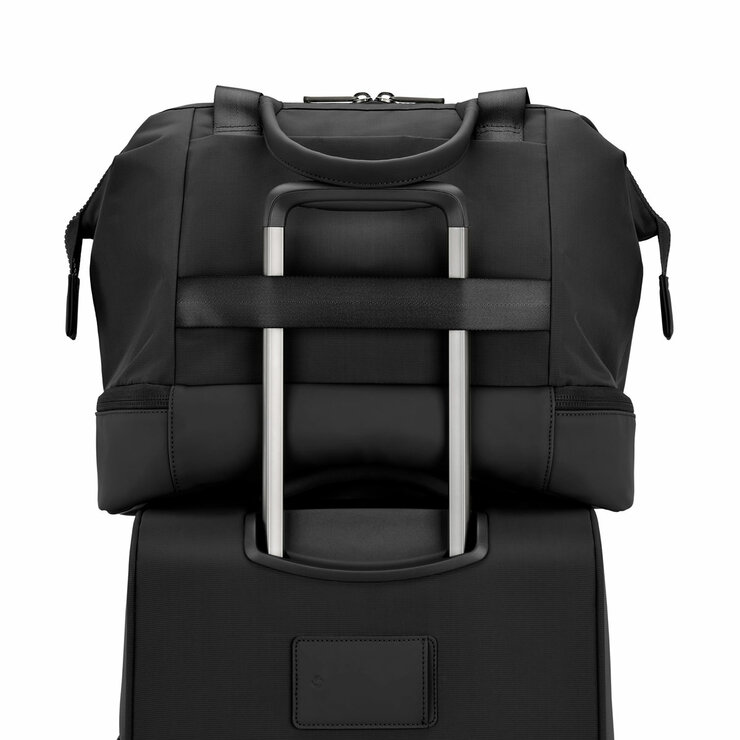 Samsonite Apex XLT 2 Piece Softside Set in Black Samsonite Apex XLT 2 Piece Softside Set in Black