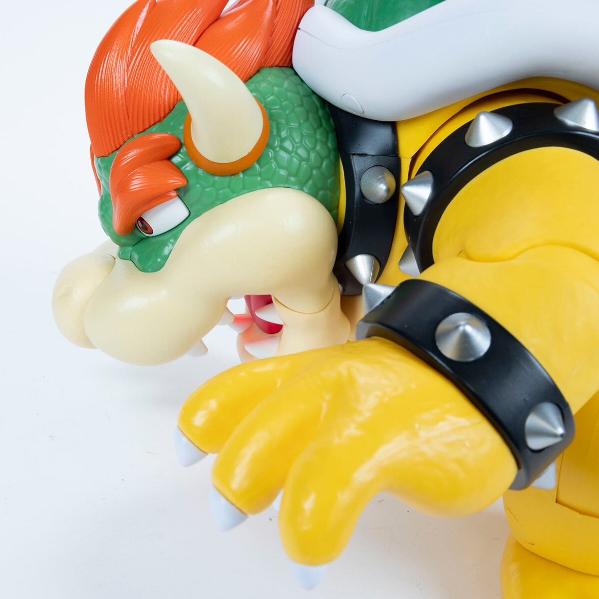 Nintendo Big Bad Bowser Figure (3+ Years)